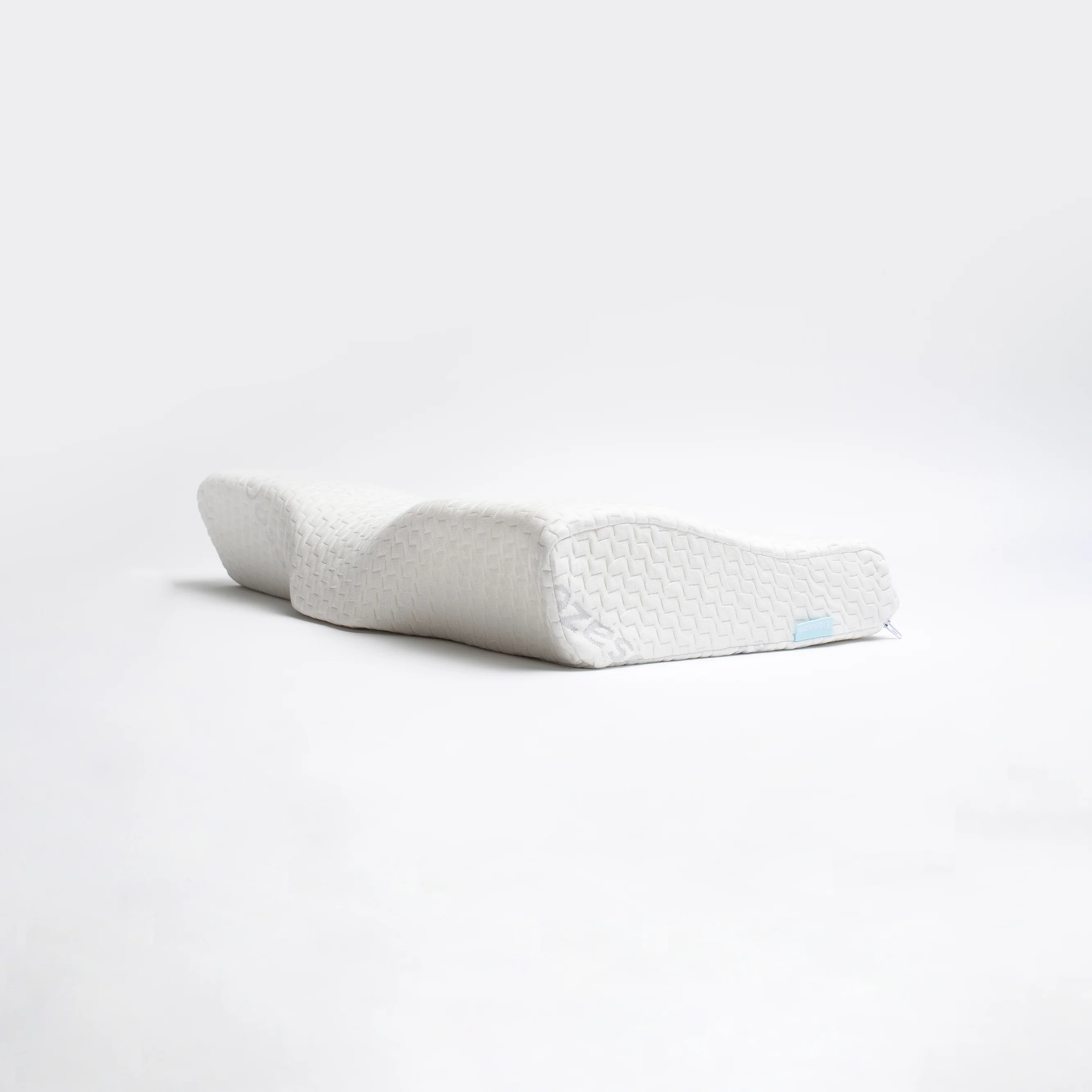 The Dosaze Contoured Orthopedic Pillow - Image 7